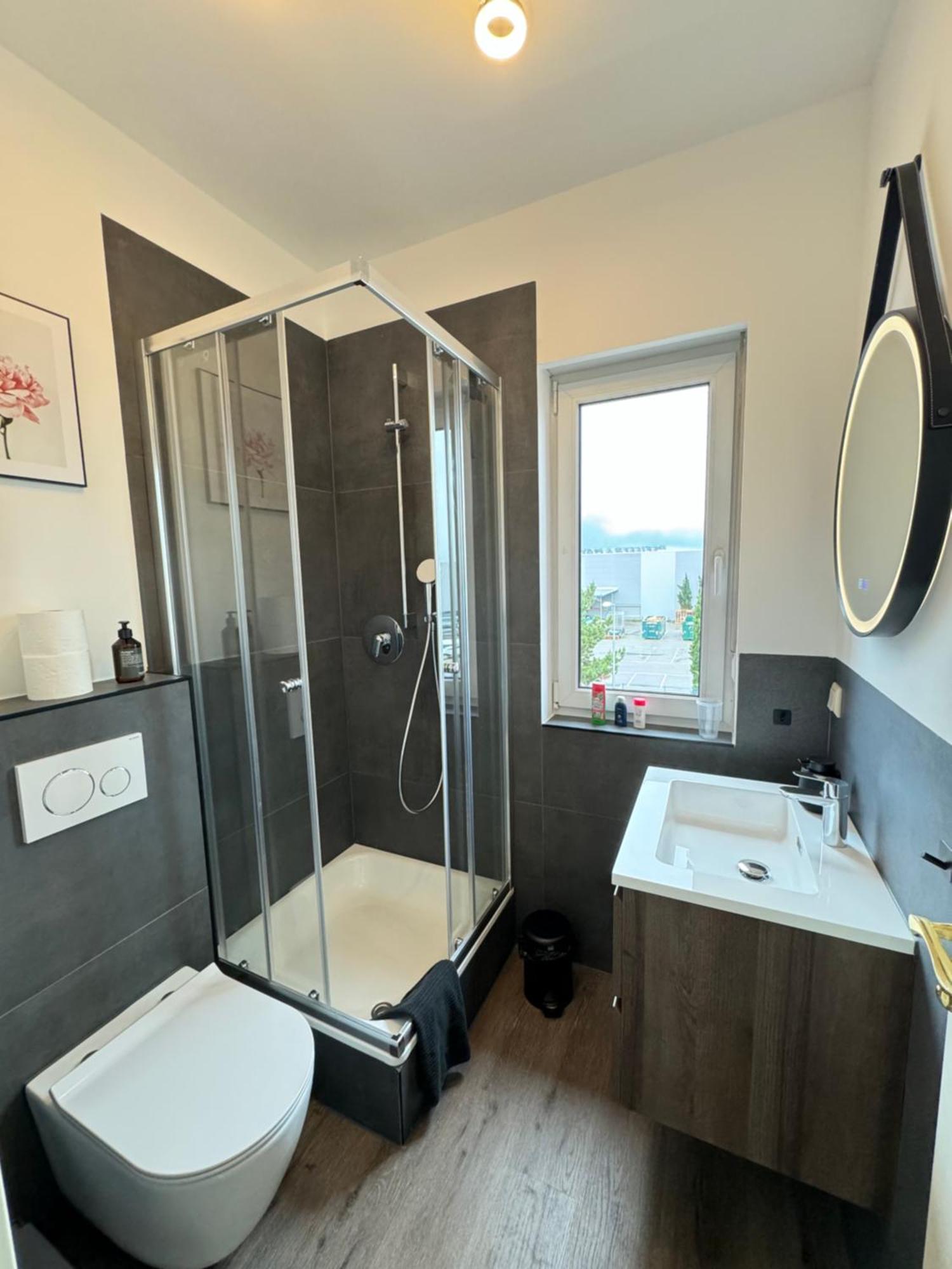 220 Qm Penthouse Wohnung Mit Fahrstuhl - Ohne Spa 만하임 외부 사진